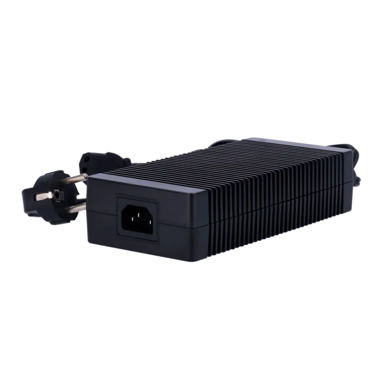 Adaptador AC/DC - 52 V /3 A - Dimensiones 190 (Al) x 87 (An) x 43 (Fo) mm - Estabilizado - Color negro
