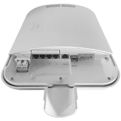 Switch PoE de exterior - 4 RJ45 PoE + 1 Uplink RJ45 + 1 Uplink SFP - 4 x 100/1000 Mbps 1 x Gigabit 1 x SFP - 30 W ...